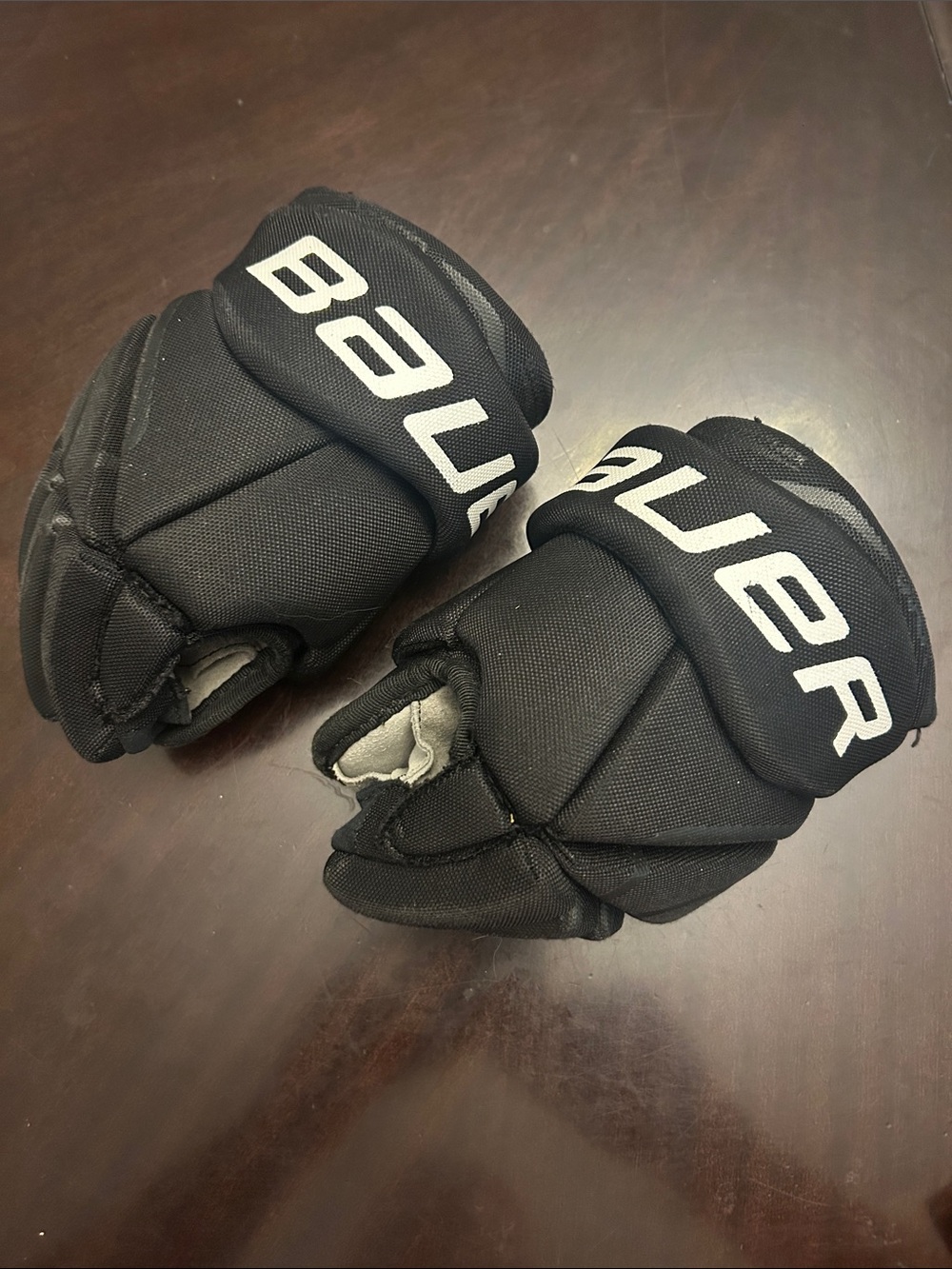 Bauer Black Youth Hockey Glove Pair with White Logo